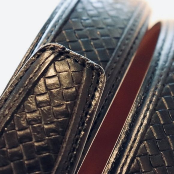 TOMMY BAHAMA Men's Reversible Black/Brown Belt NWT Size XL 42-44 - Picture 4 of 8